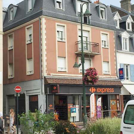 Les Quais De Trouville Exterior foto