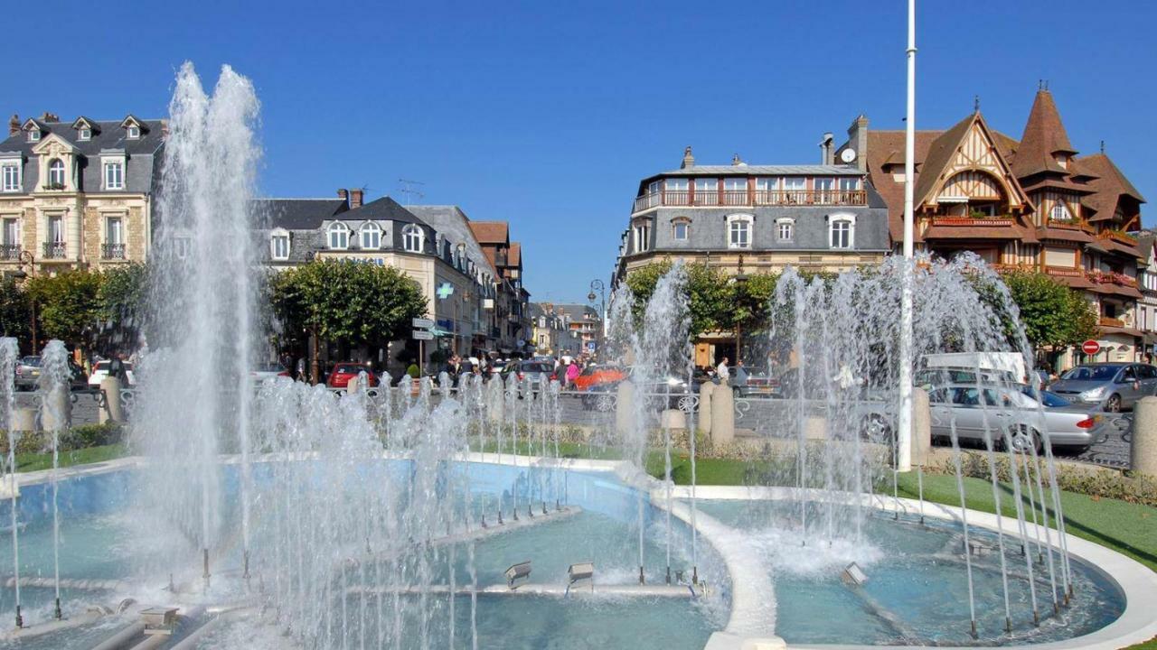 Les Quais De Trouville Exterior foto